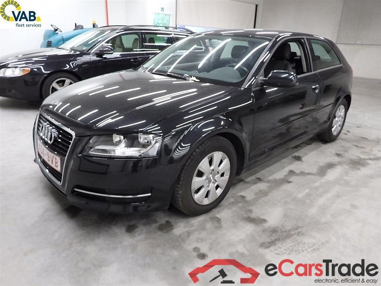 AUDI A3 1.6TDIE 105PK ATTRACTION #1