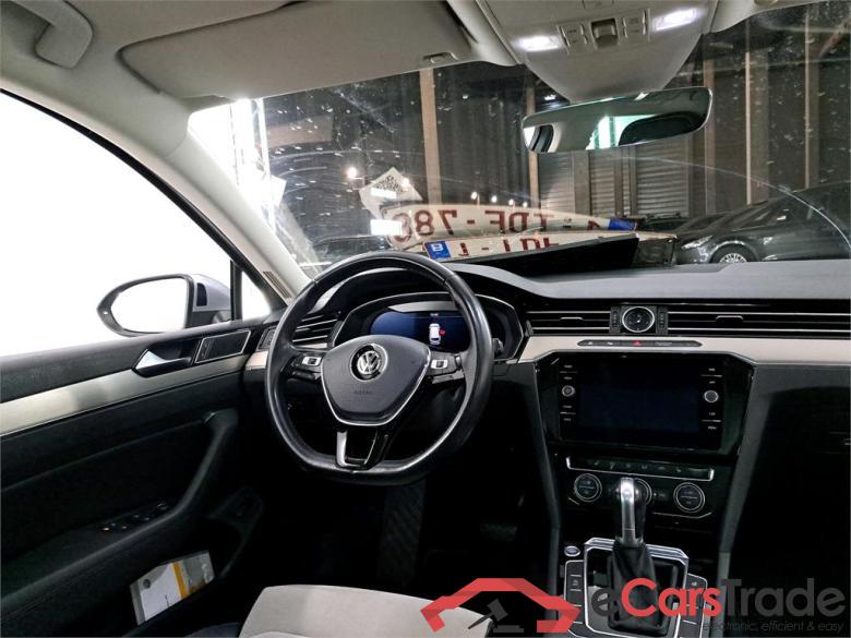 Volkswagen Passat 1.6 TDi Highline Aut. Virtual Pano LED-Xenon Navi Sport-Leather-Alcantara KeylessGo Klima PDC ... #6