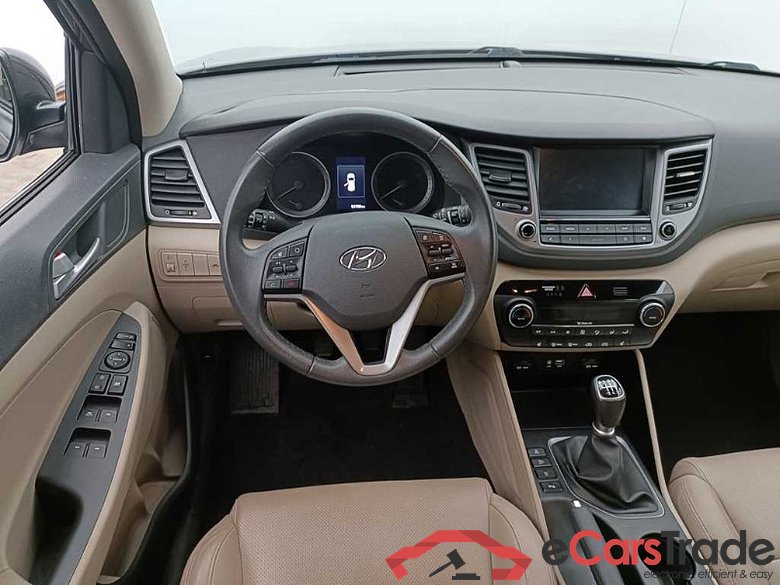 Hyundai Tucson 1.7 CRDi Premium Navi Leather KeylessGo Klima PDC ... #6