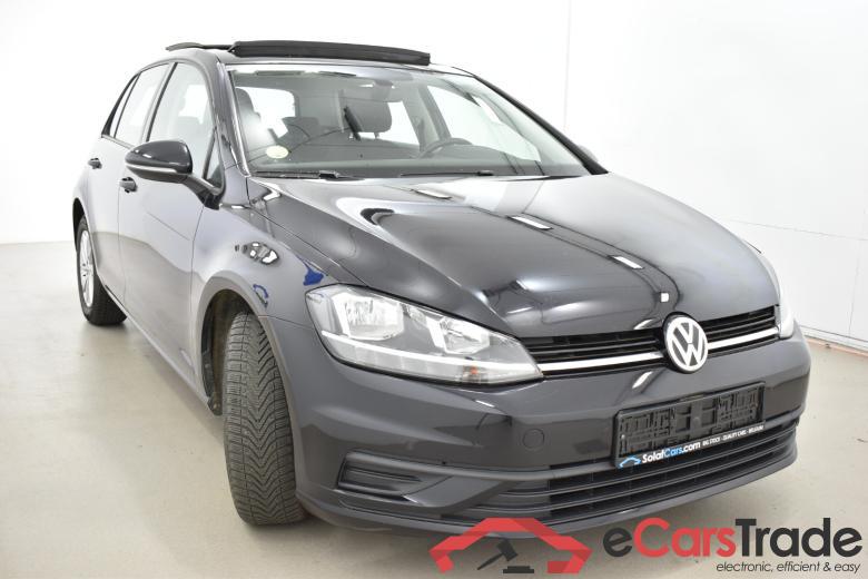 Volkswagen Golf 1.6 TDi Pano Navi Klima PDC ... #2