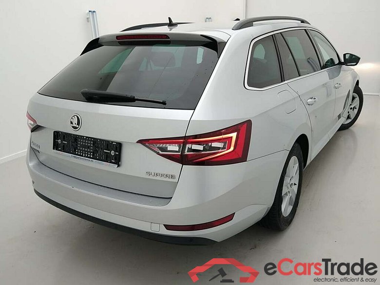 Skoda Superb 1.6 TDi Ambition Navi Sport-Seats Klima PDC ... #2