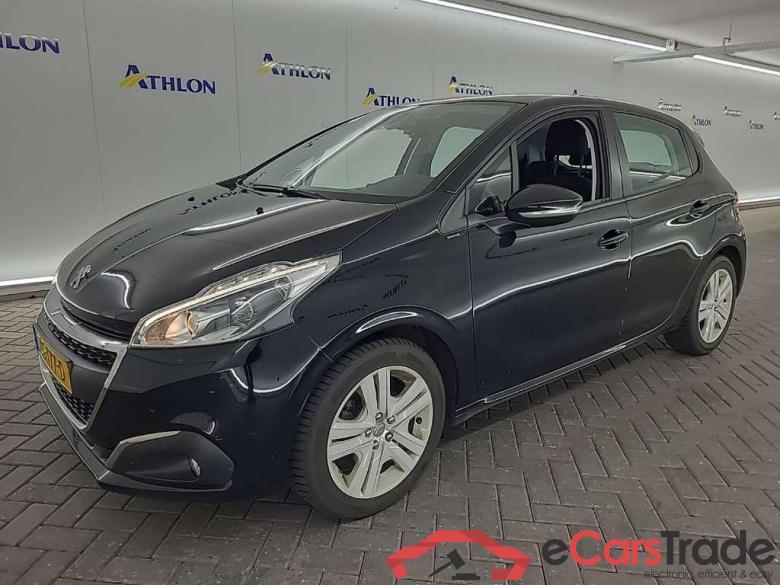 PEUGEOT 208 Signature 1.2 PureTech 110 EAT6 5D 81kW #1
