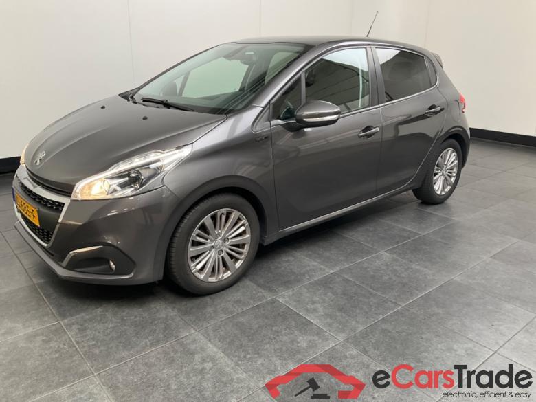 PEUGEOT 208 1.2 PureT. Signature #1