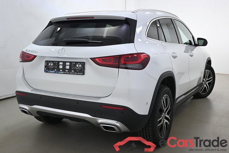 Mercedes GLA 200 d Aut. Widescreen LED Navi Sport-Leather Camera Klima PDC ... #3