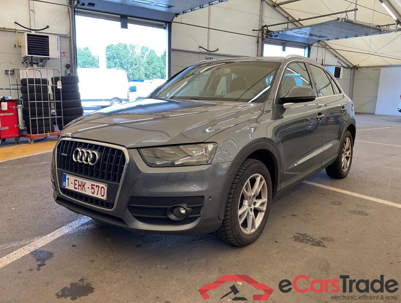AUDI Q3 2,0TDI 163 PK/CV STR QU