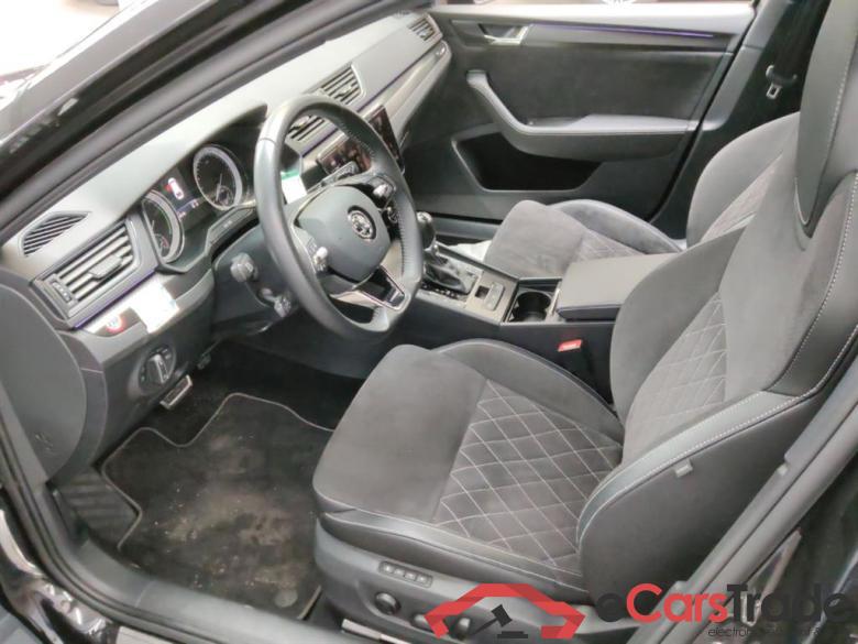 Skoda Superb Wagon ´15 Superb Combi Sportline iV 1.4 TSI Hybrid 160KW AT6 E6d #6