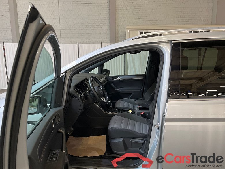 VW, Touran '15, Volkswagen Touran 1.6 TDi Highline DSG 5d 7pl #4