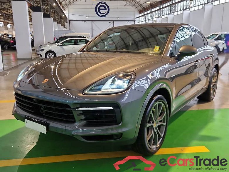 Porsche 4 PORSCHE CAYENNE COUPE / 2019 / 5P / SUV 3.0 V6 E-HYBRID