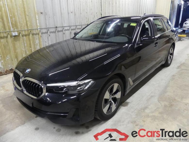 BMW 5-Serie Touring ´16 Baureihe 5 Touring 520 d 2.0 140KW AT8 E6d #1