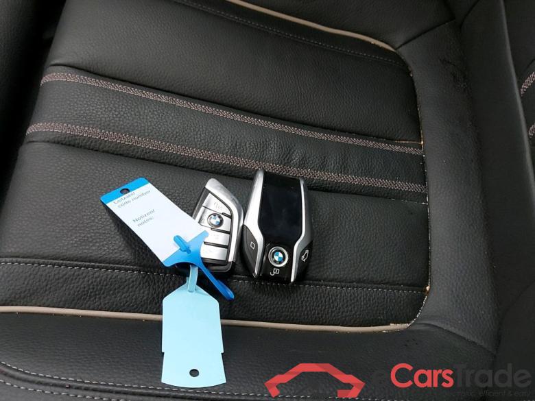 BMW - BMW 5 TOURING 530e 292PK xDrive M Sport Pack First Class & Driving Assistant Professional & Adaptive Suspension & Laser Lights   * HYBRID * #4