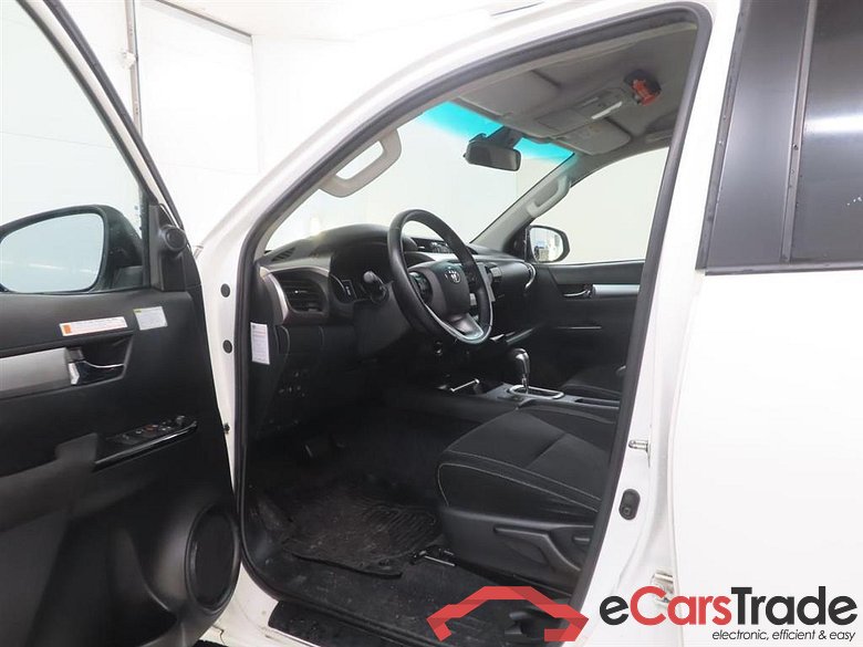 TOYOTA HILUX 2.4 D-4D-F DC Prof. #5