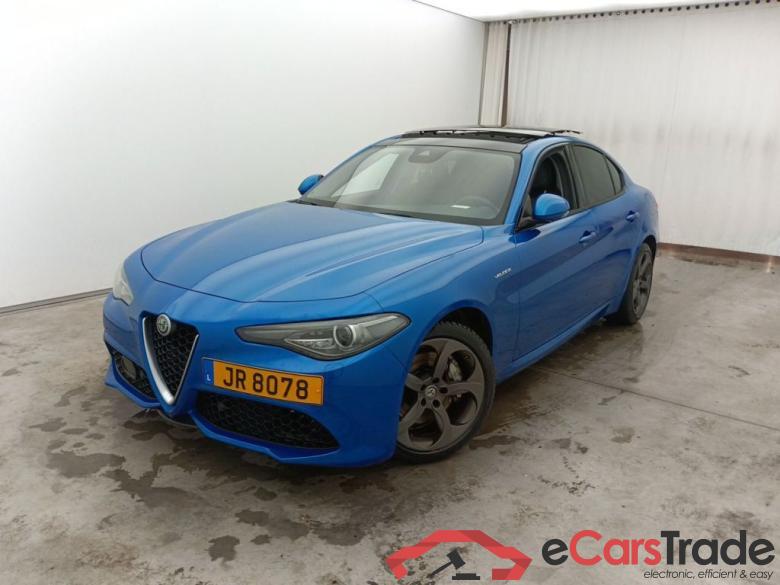 ALFA ROMEO GIULIA DIESEL 2.2 JTDm 210 AWD Veloce (Eu6d) 4d #4