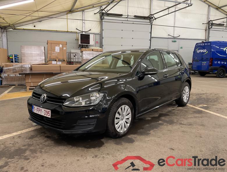 VOLKSWAGEN Golf VII Golf   Trendline 1.6 TDI BlueMotion Technology 66 kW (90 ch) 5 vitesses manuel #1