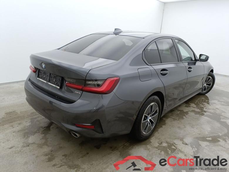 BMW 3 Reeks Berline 318dA (100 kW) 4d #5