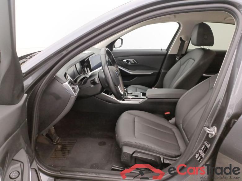 BMW 3 Reeks Berline 318dA (100 kW) 4d #6