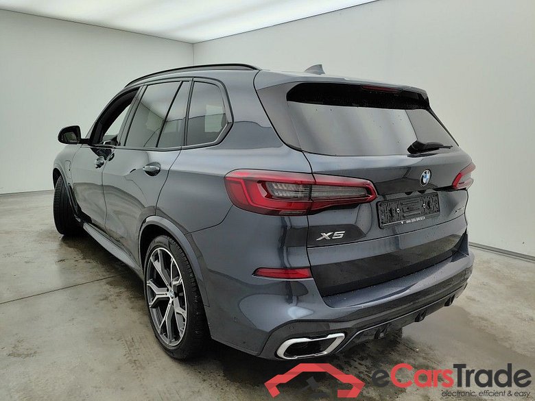 BMW X5 xDrive45e 5d #5