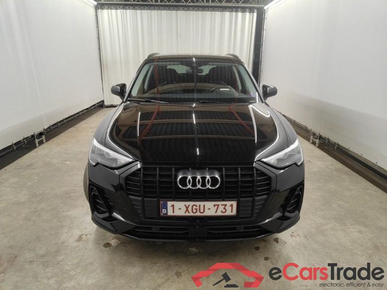 Audi Q3 35 TFSI S tronic S line 5d #1