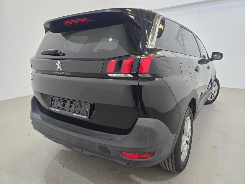 Peugeot 5008 1.2 PureTech 7PL Aut. I-Cockpit Navi Sport-Seats Klima PDC ... #4
