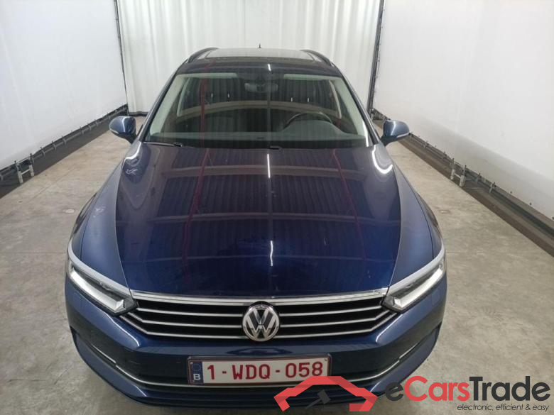 Volkswagen Passat Variant 1.6 TDI Comfortline Business DSG-7 5d