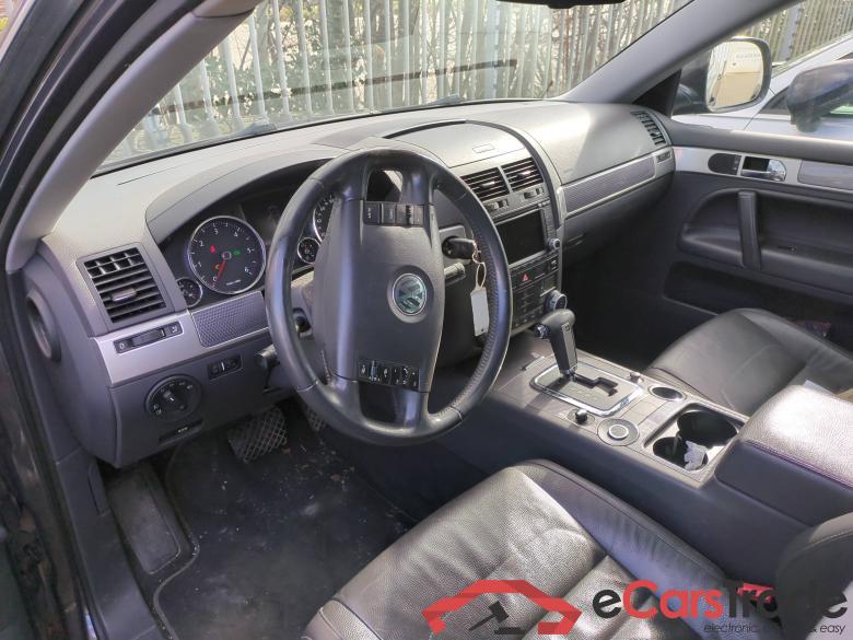 VOLKSWAGEN Touareg Van V6 TDI TIP DPF 211 HP #5