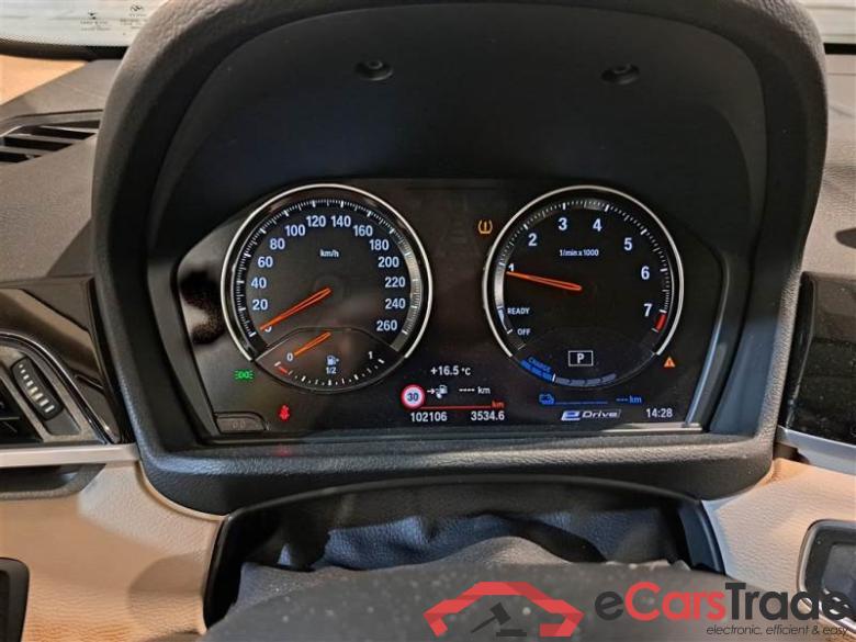 BMW 25EBLACK BMW X1 / 2019 / 5P / SUV XDRIVE 25E BUSINESS ADVANTAGE AUTOMATICO #4