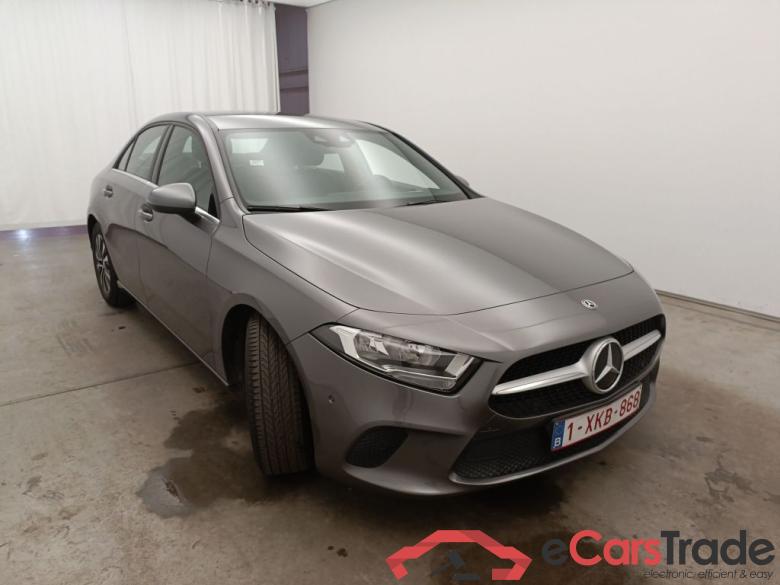 Mercedes-Benz A-Klasse Limousine A 180 d DCT Business Solution 4d #2