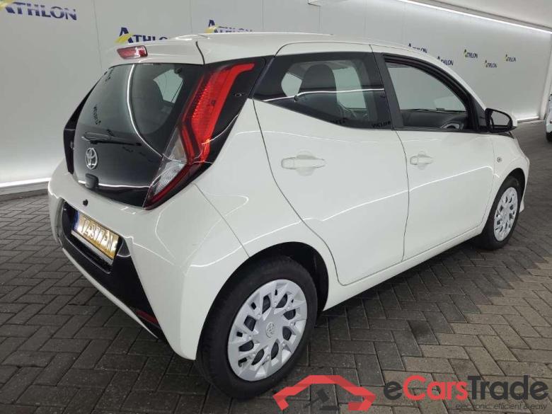 TOYOTA Aygo 1.0 VVT-i x-play 5D 53kW #3