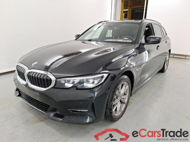 BMW 3 TOURING - 2019 330eA PHEV Model Sport Business Plus #1