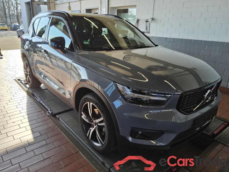Volvo XC40 (2017->) DE - SUV5 B4 2WD EU6d, R-Design (EURO 6d), 2020 - 2022 #2