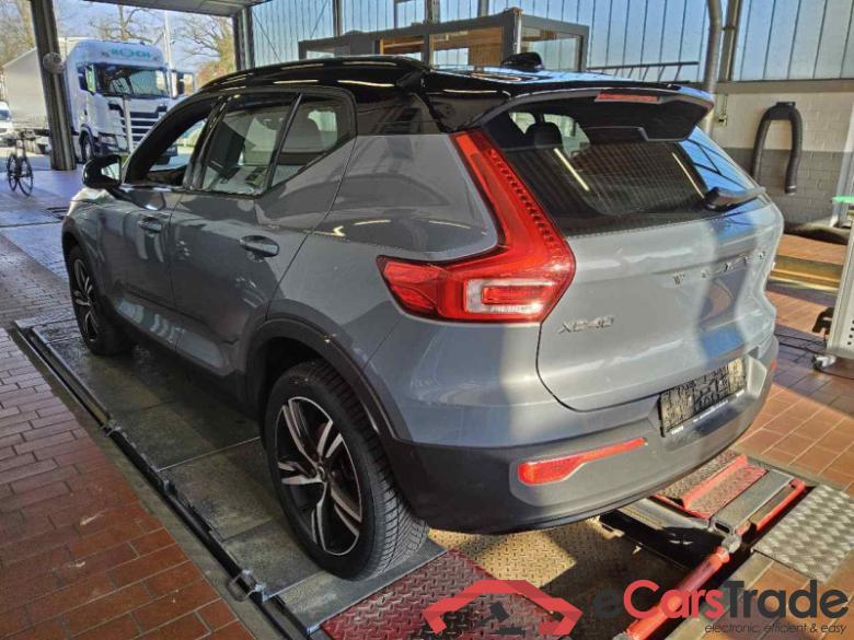 Volvo XC40 (2017->) DE - SUV5 B4 2WD EU6d, R-Design (EURO 6d), 2020 - 2022 #4