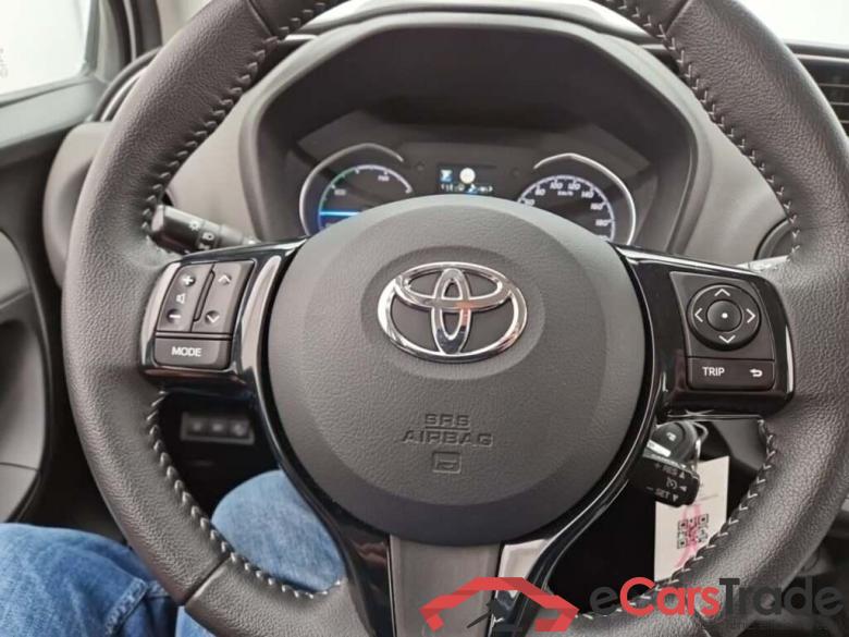TOYOTA Yaris 1.5 Hybrid Active CVT #6