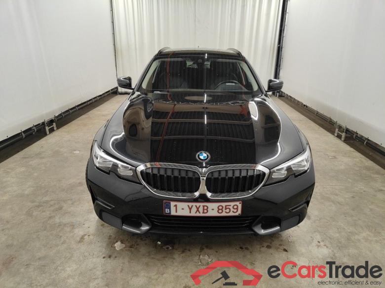 BMW 3 Reeks Touring 318dA (110 kW) 5d #1