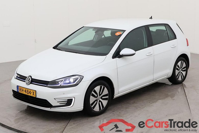 VOLKSWAGEN e-Golf  #1