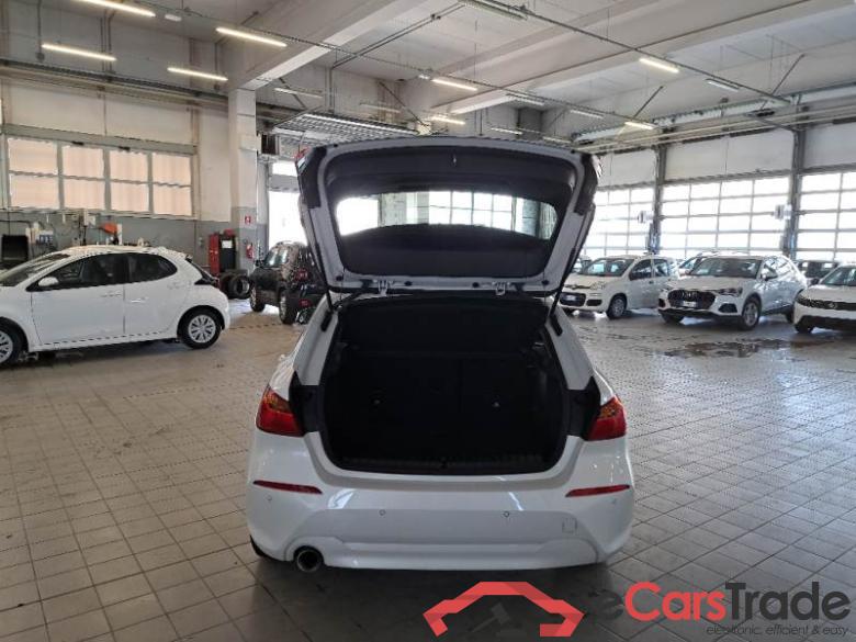 BMW 11 BMW SERIE 1 / 2019 / 5P / BERLINA 116D BUSINESS ADVANTAGE #5