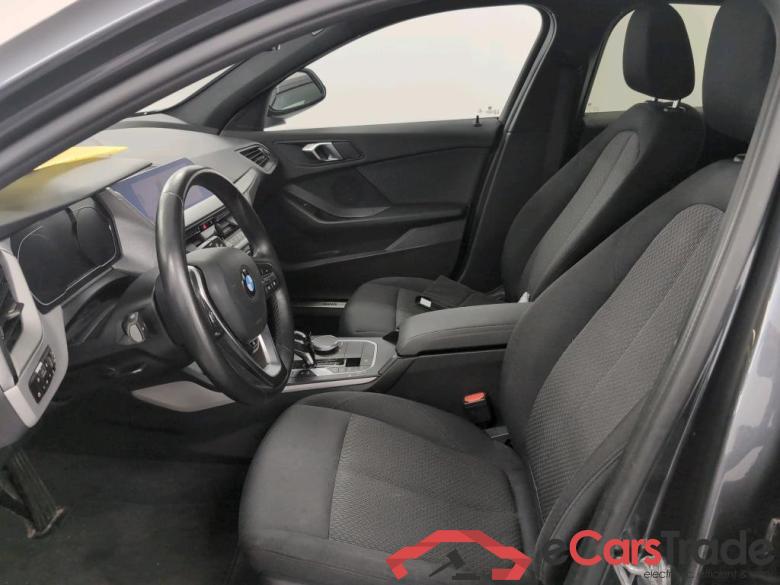 BMW 1 HATCH - 2019 118iA OPF Comfort Business  Model Advantage #5
