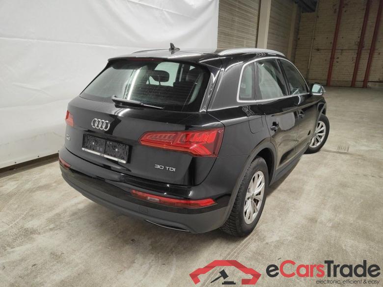 Audi Q5 30 TDI 5d #5