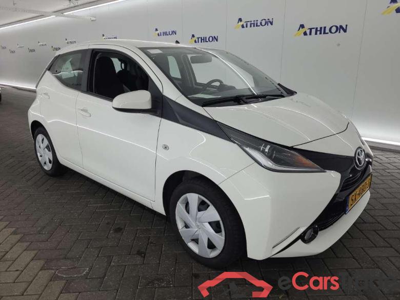 TOYOTA Aygo 1.0 VVT-i x-nav 5D 51kW #2