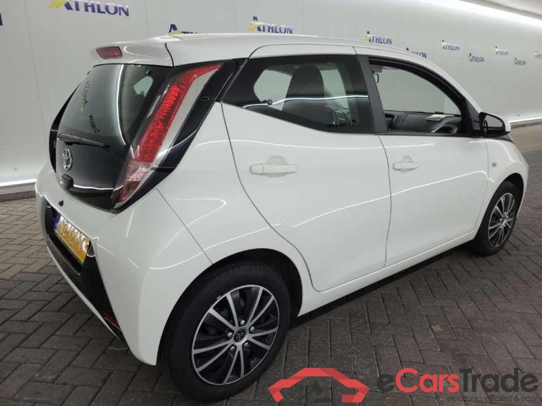 TOYOTA Aygo 1.0 VVT-i x-nav 5D 51kW #3