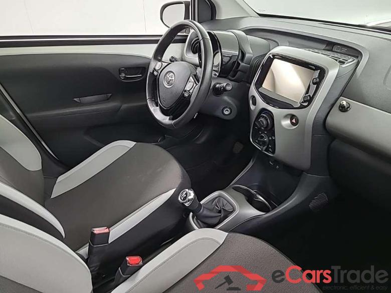 TOYOTA Aygo 1.0 VVT-i x-nav 5D 51kW #6