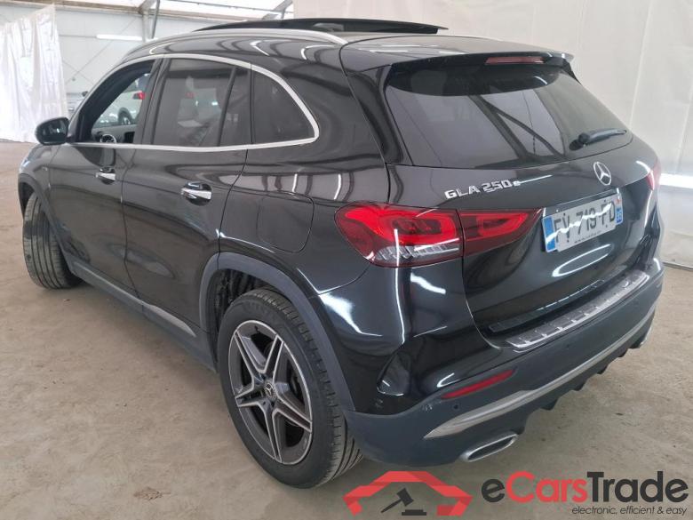 Mercedes 1.3 GLA 250 e AMG LINE DCT MERCEDES-BENZ GLA / 2020 / 5P / SUV 1.3 GLA 250 e AMG LINE DCT #2