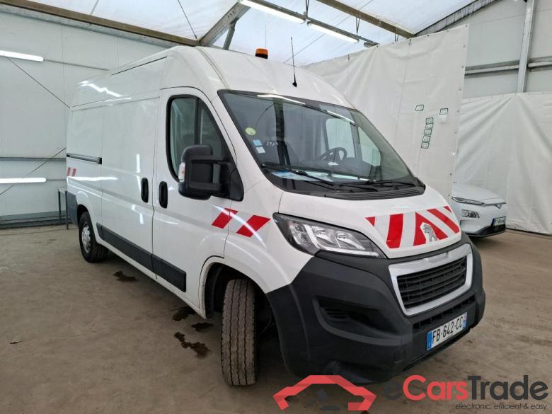 Peugeot BLUEHDI 110 PREMIUM 330 L2H2 PEUGEOT Boxer VU 4p Fourgon BLUEHDI 110 PREMIUM 330 L2H2 #4