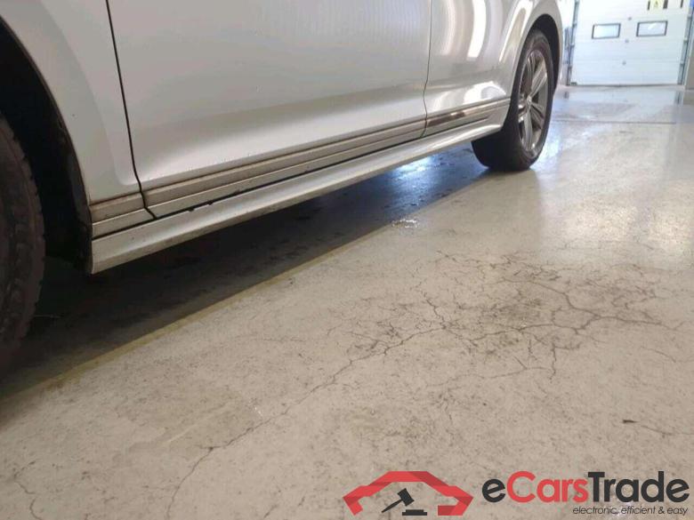 VOLKSWAGEN Passat Variant 2.0 TSI Eleg.Bns R #4