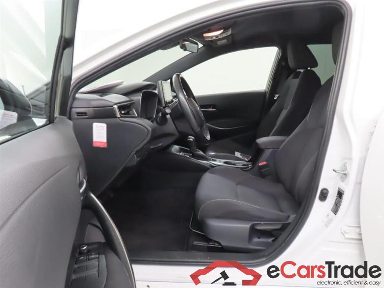 TOYOTA Corolla Touring Sports 1.8 Hybrid Active #5