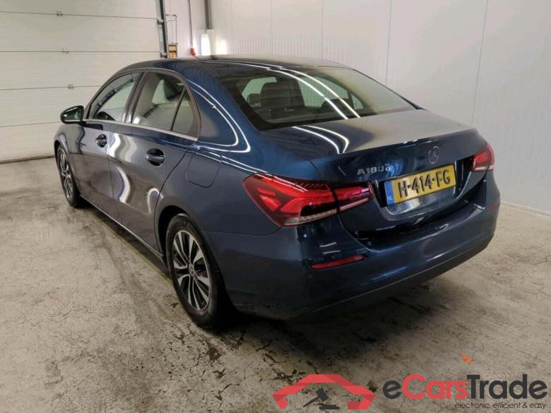 MERCEDES-BENZ A-klasse 180 d Business Sol #4