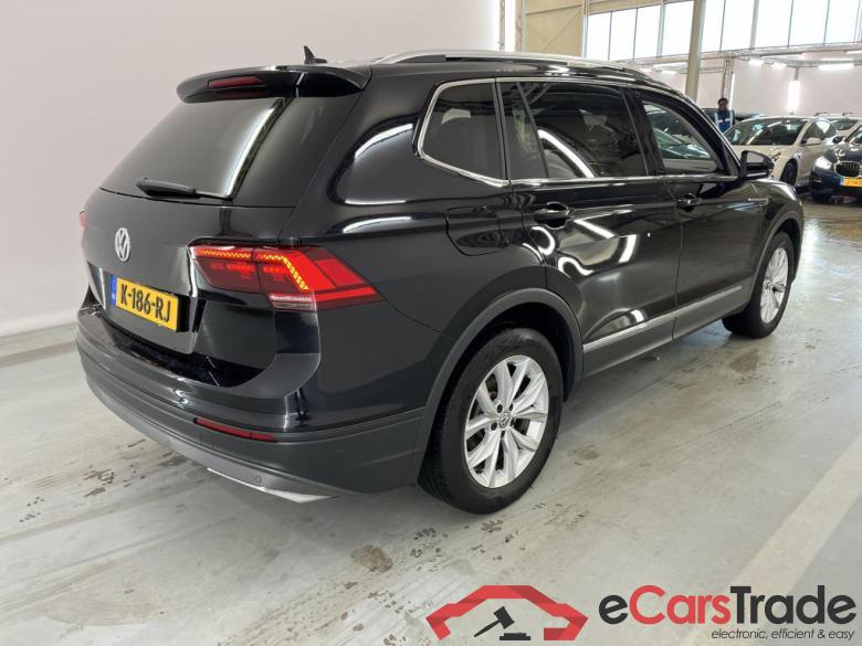 Volkswagen Tiguan Allspace '17 Volkswagen Tiguan Allspace 1.5 TSI DSG Comfortline Business 5d #2