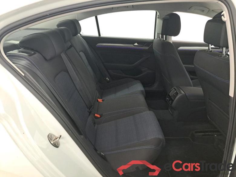 VOLKSWAGEN PASSAT 1.4 TSI GTE BUSINESS DSG #6