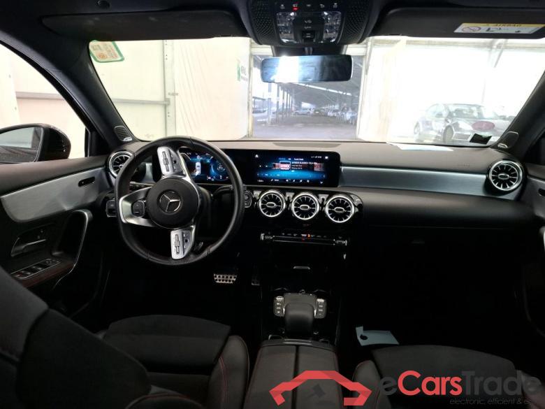 Mercedes A 200 AMG Line 7G-DCT MERCEDES-BENZ Classe A Compact / 2018 / 5P / Berline A 200 AMG Line 7G-DCT #5