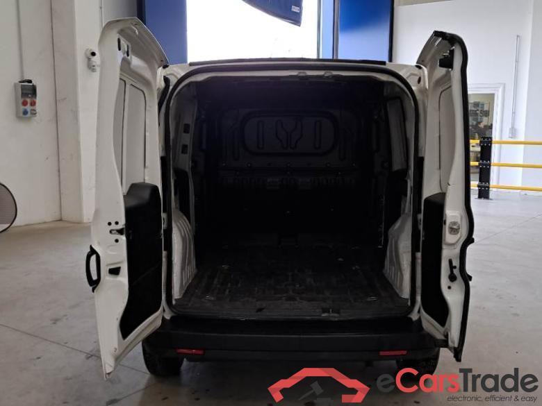 Fiat 48 FIAT DOBLÒ CARGO / 2014 / 4P / VETT. FURGONATA CH1 LOUNGE 1.3 MJET 95CV E6D SeS #5