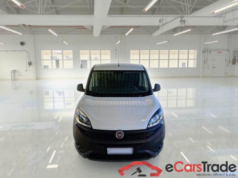 Fiat 51 FIAT DOBLÒ CARGO / 2014 / 4P / VETT. FURGONATA CH1 LOUNGE 1.6 MJET 105CV E6D SeS #6
