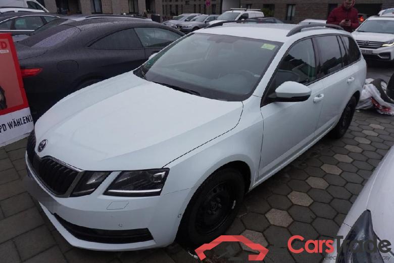 Skoda Octavia Combi - alt Octavia Combi Ambition 1.6 TDI 85KW MT5 E6 #1